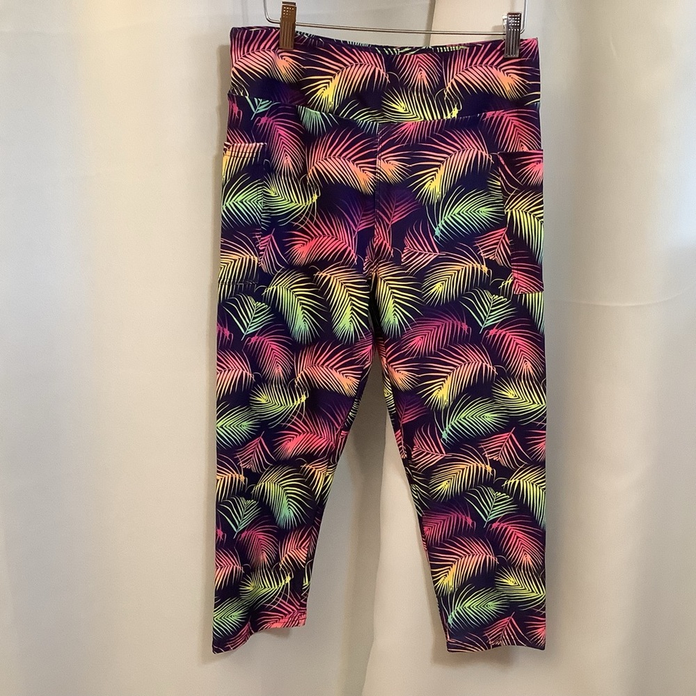 Luv21 Leggings Capris Cropped Women’s Size 2-10 Pockets Neon Yoga Waistband